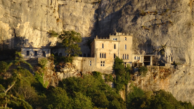 La grotte de la sainte baume